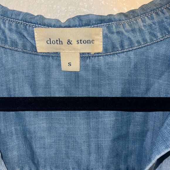 ✨Anthropologie Chambray Button Down Hi/Low Hem Denim Sz Small Shirt✨ - Picture 8 of 11